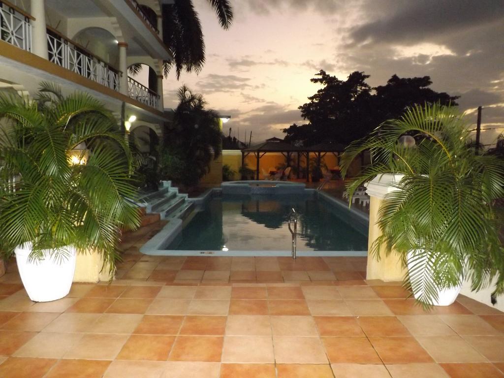 Grandiosa Hotel モンテゴ・ベイ エクステリア 写真